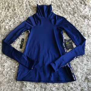 Nike Pro Warm Women’s Tight Fit Long Sleeve Shirt Size XS